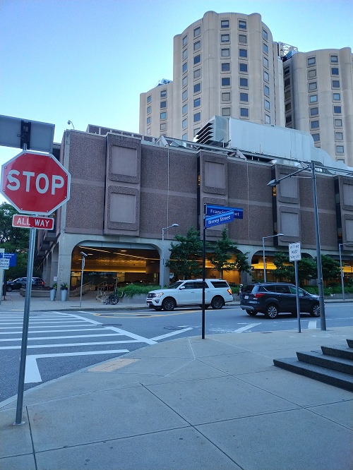 Mass General Francis Street