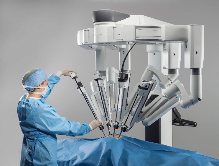 Da Vinci machine for prostate surgery Da Vinci machine for prostate surgery
