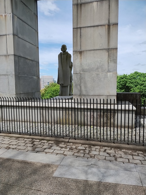 Roger Williams statue