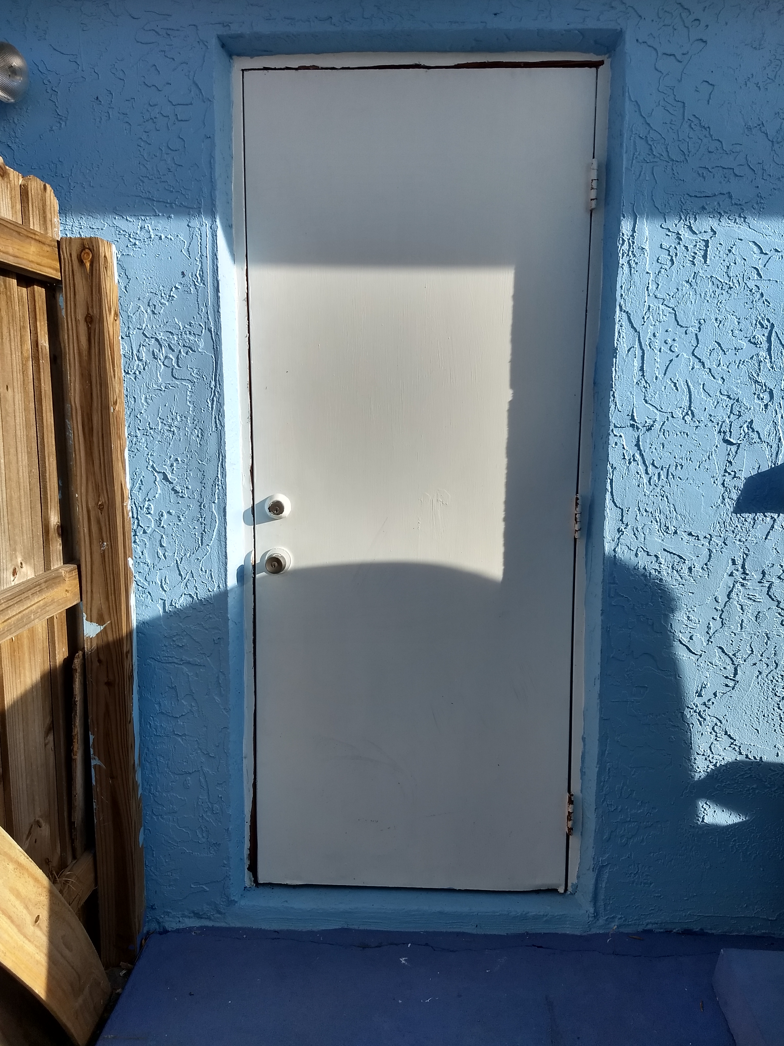 Garage side door